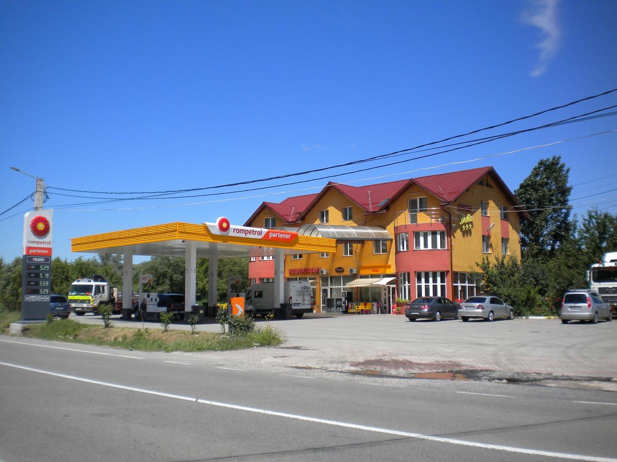 Motel Dalia Gilău Exterior foto